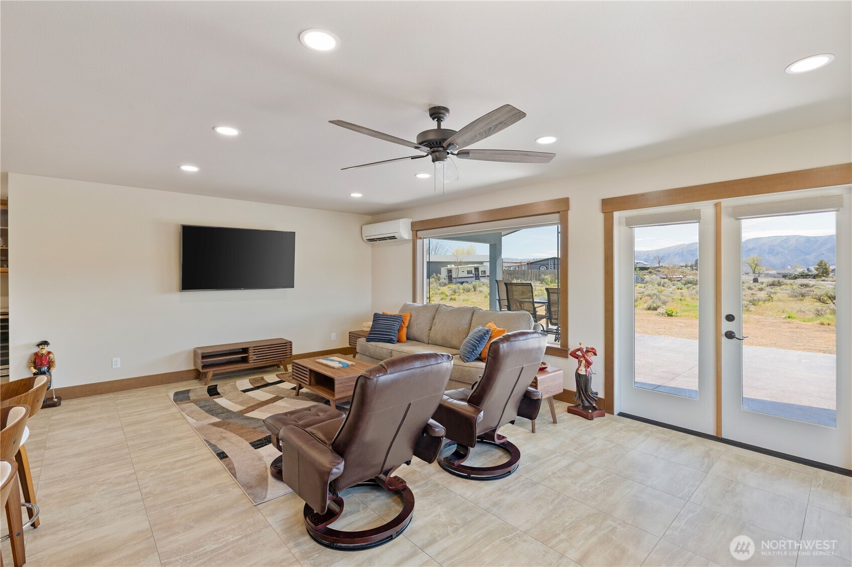 713 SW Sunset Boulevard , Mattawa, WA 99349