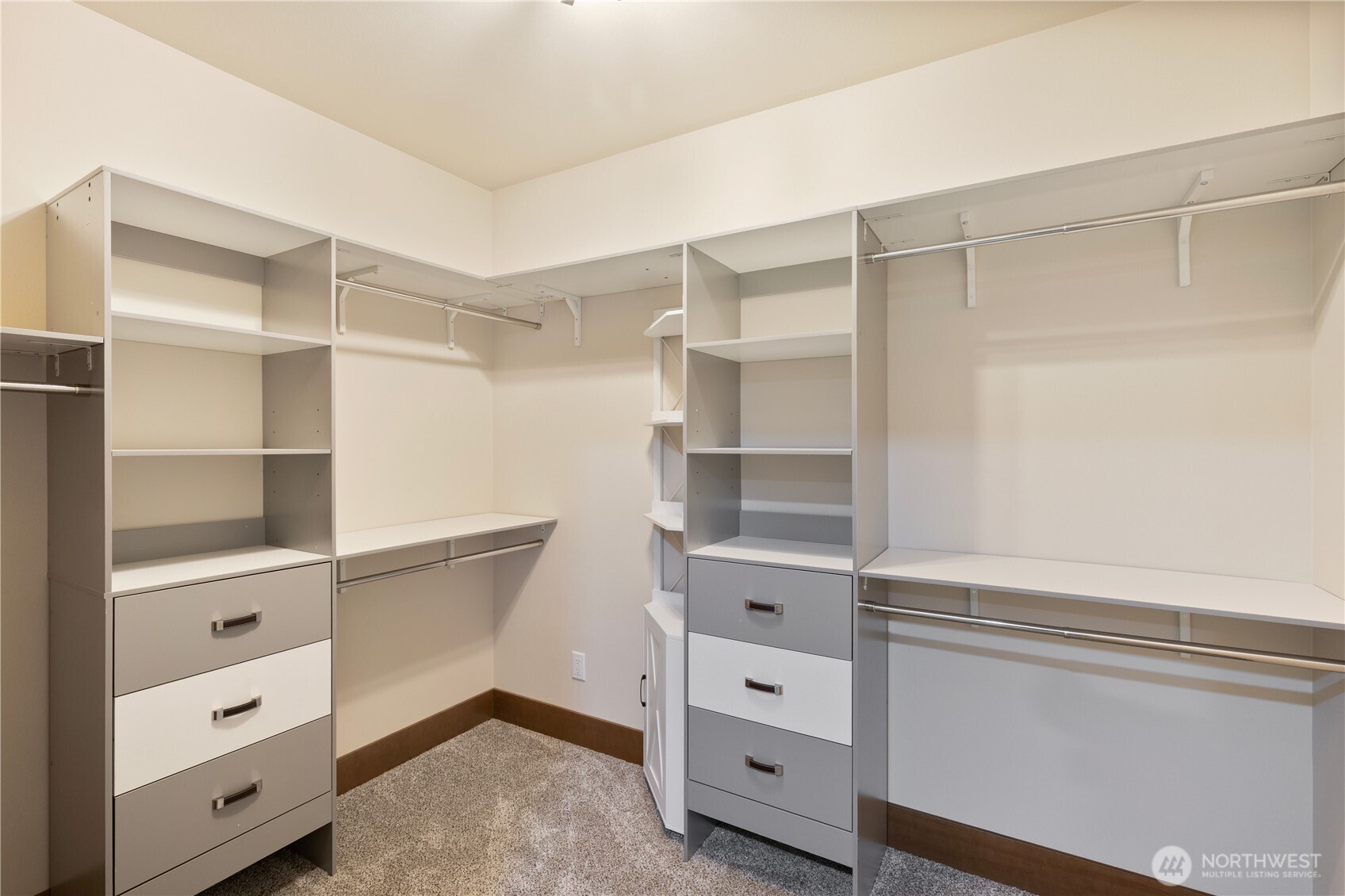 713 SW Sunset Boulevard , Mattawa, WA 99349
