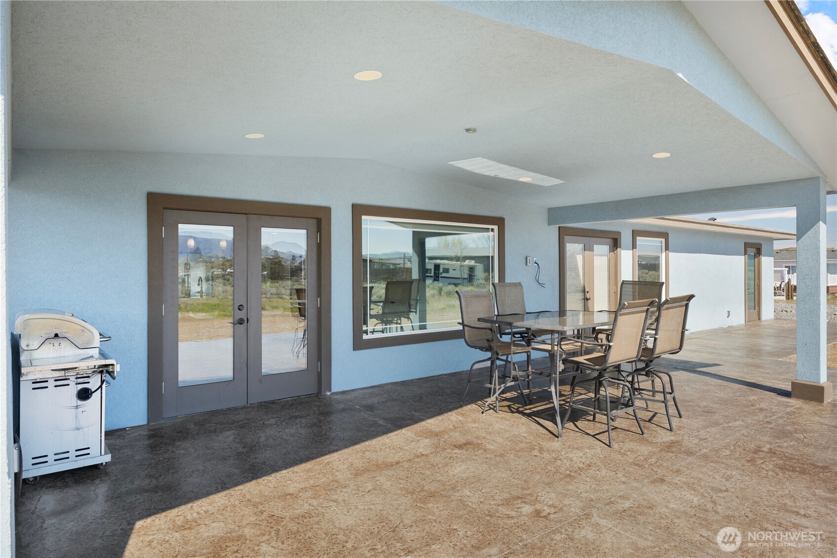 713 SW Sunset Boulevard , Mattawa, WA 99349