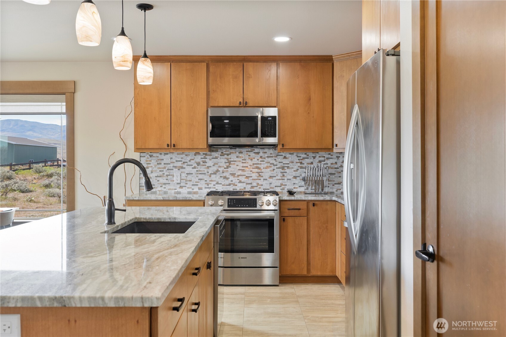 713 SW Sunset Boulevard , Mattawa, WA 99349