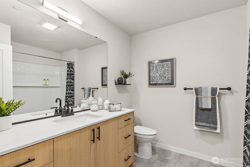 16111 36TH Avenue W #J4, Lynnwood, WA 98087