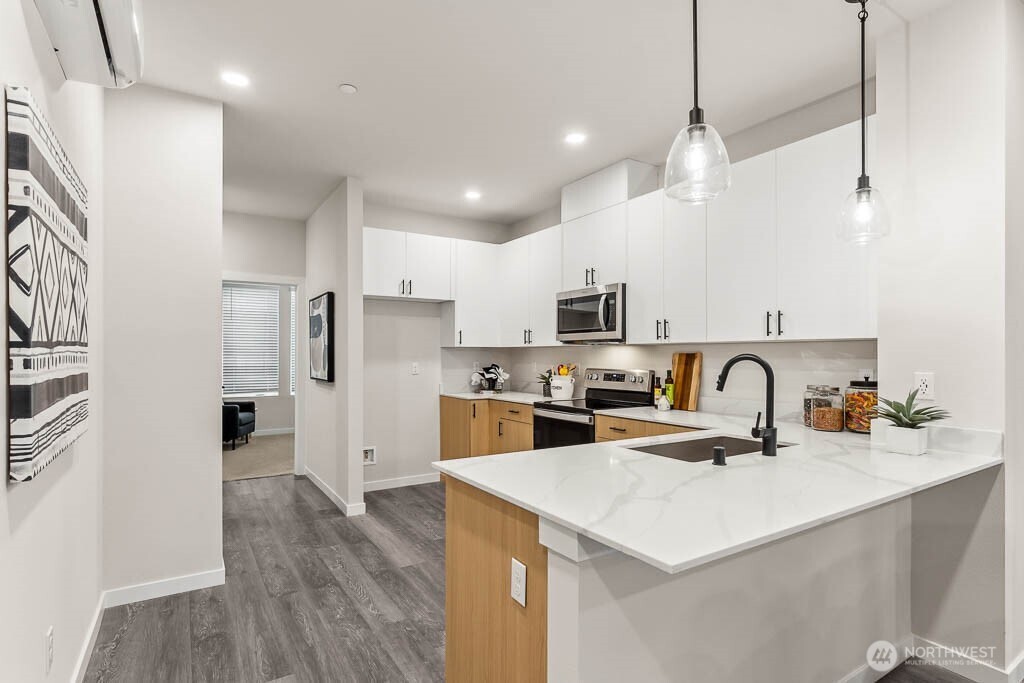 16111 36TH Avenue W #J4, Lynnwood, WA 98087