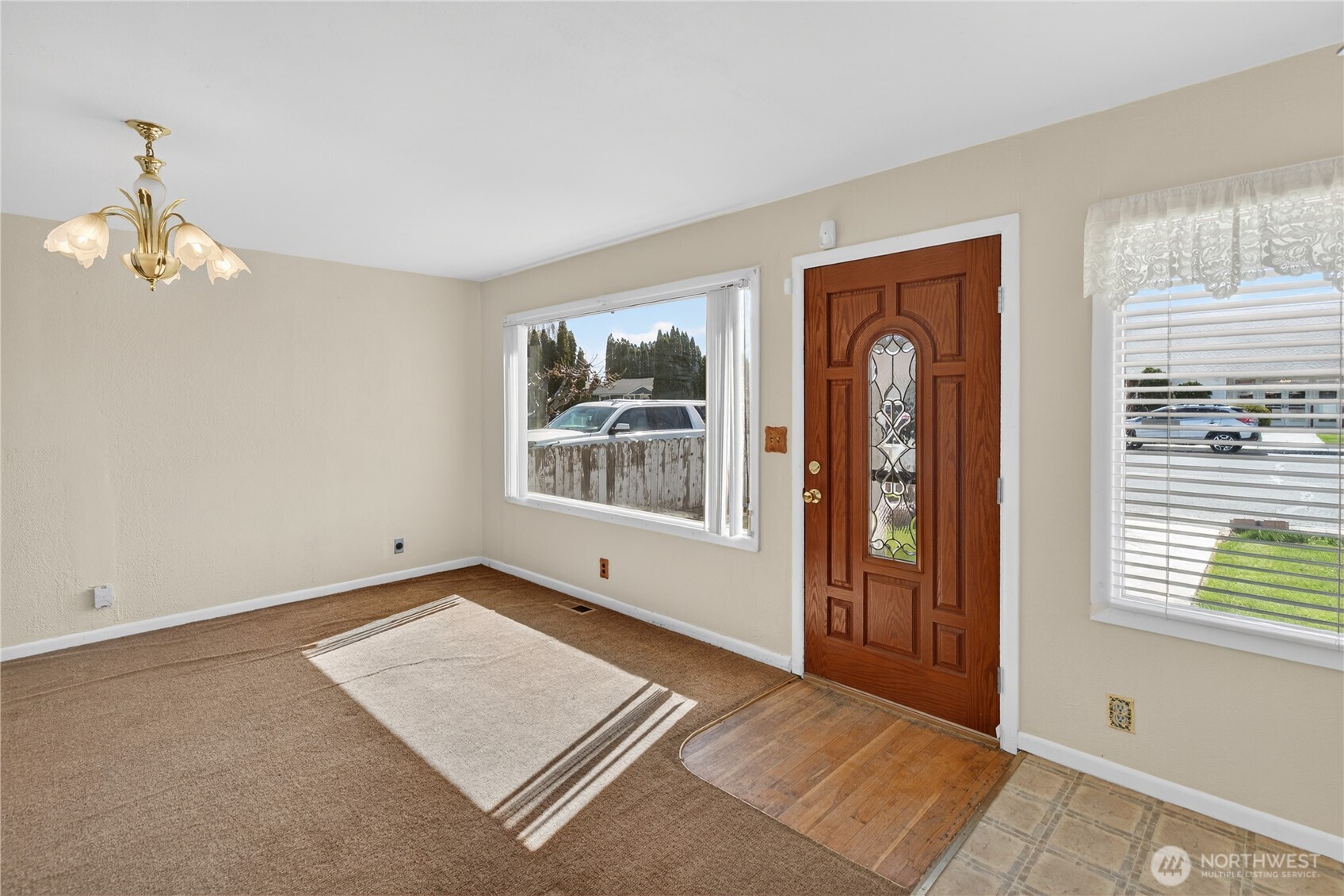 417 SE H Street , Quincy, WA 98848-1511