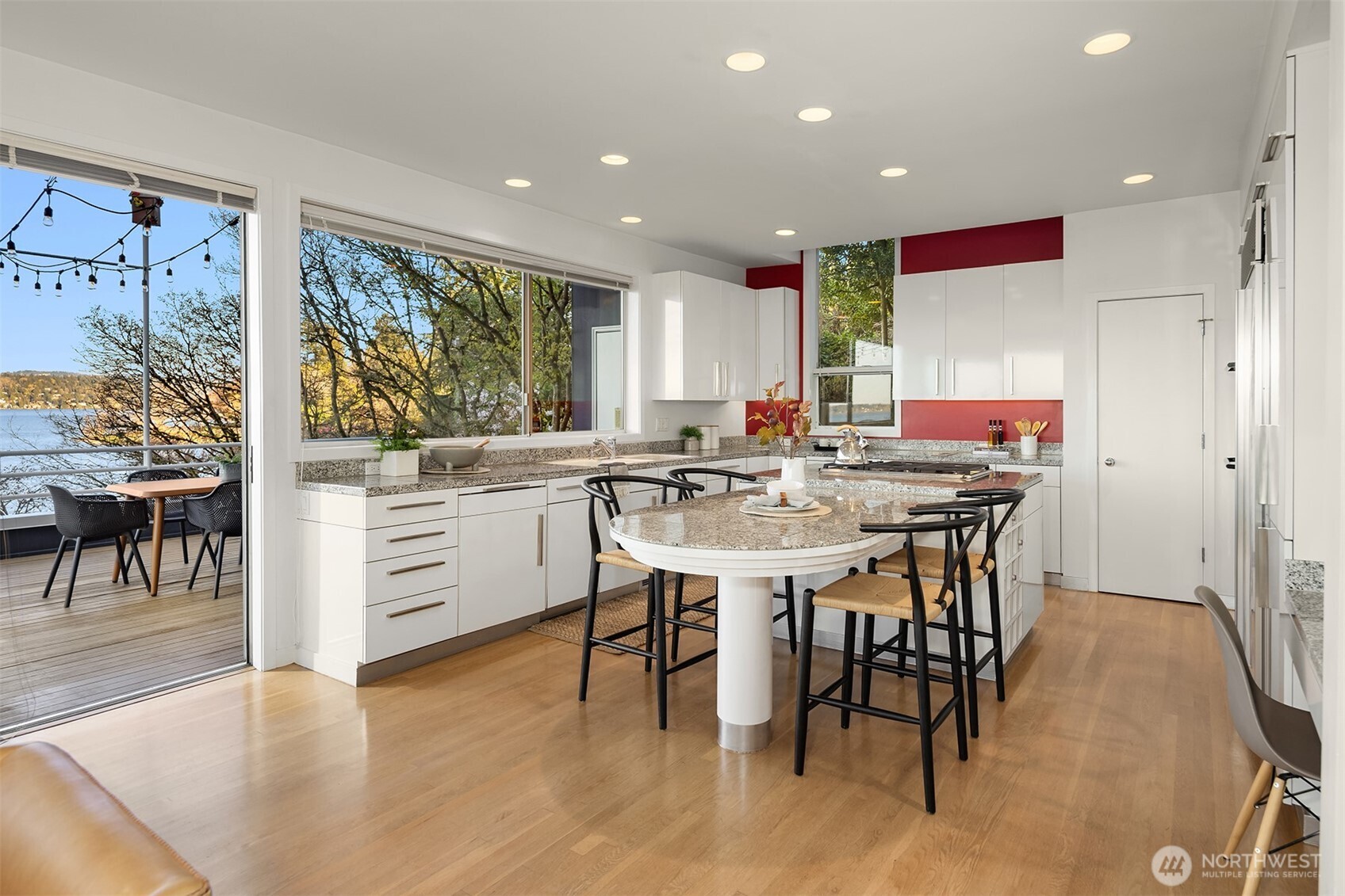 3903 48th Avenue S, Seattle, WA 98118