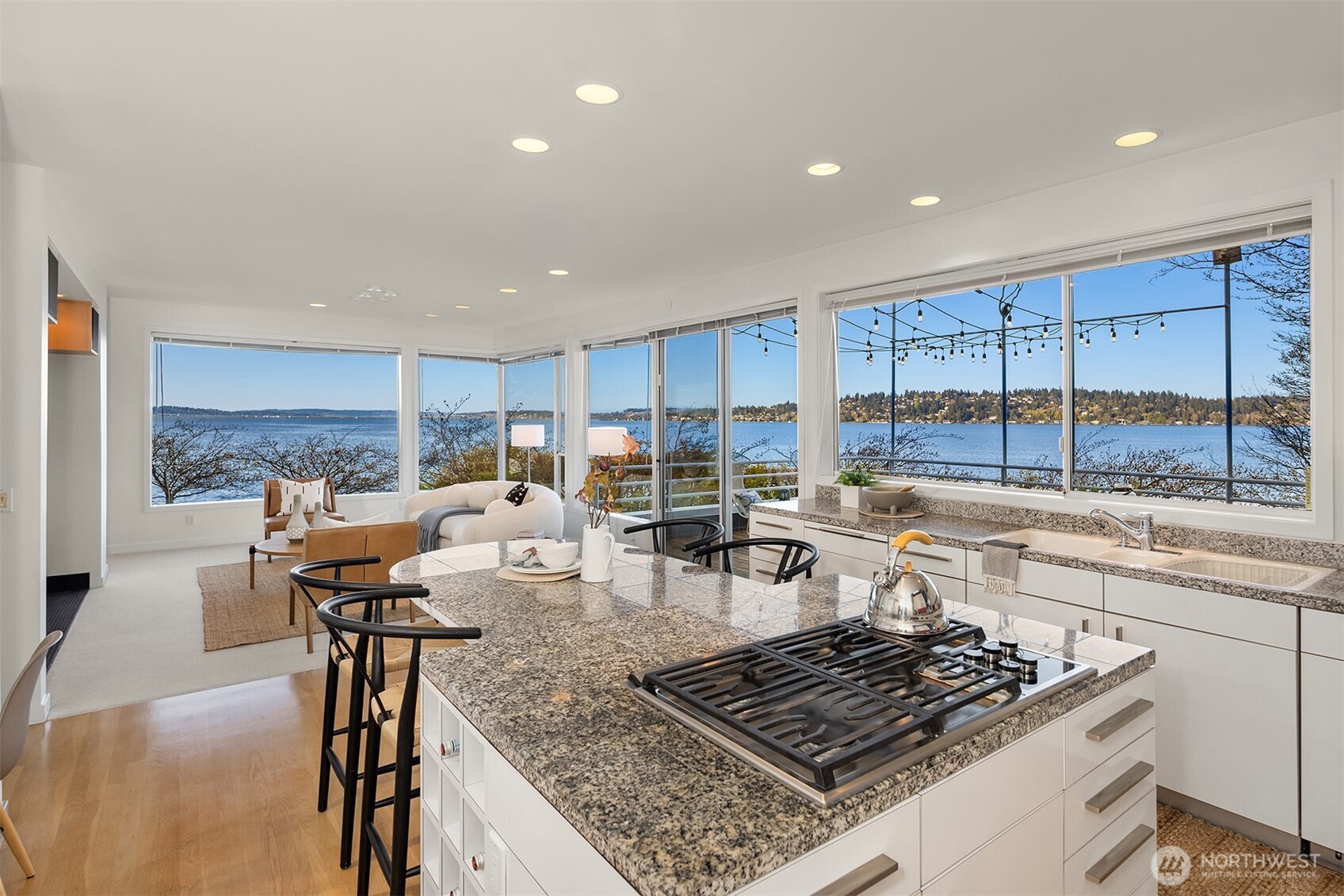 3903 48th Avenue S, Seattle, WA 98118