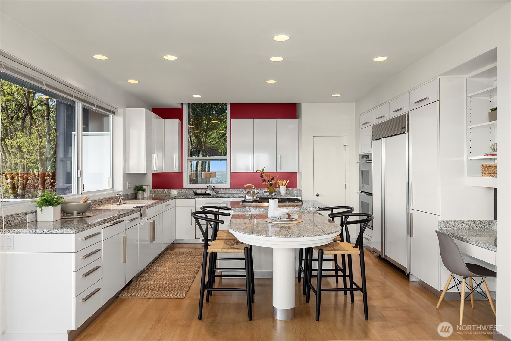 3903 48th Avenue S, Seattle, WA 98118