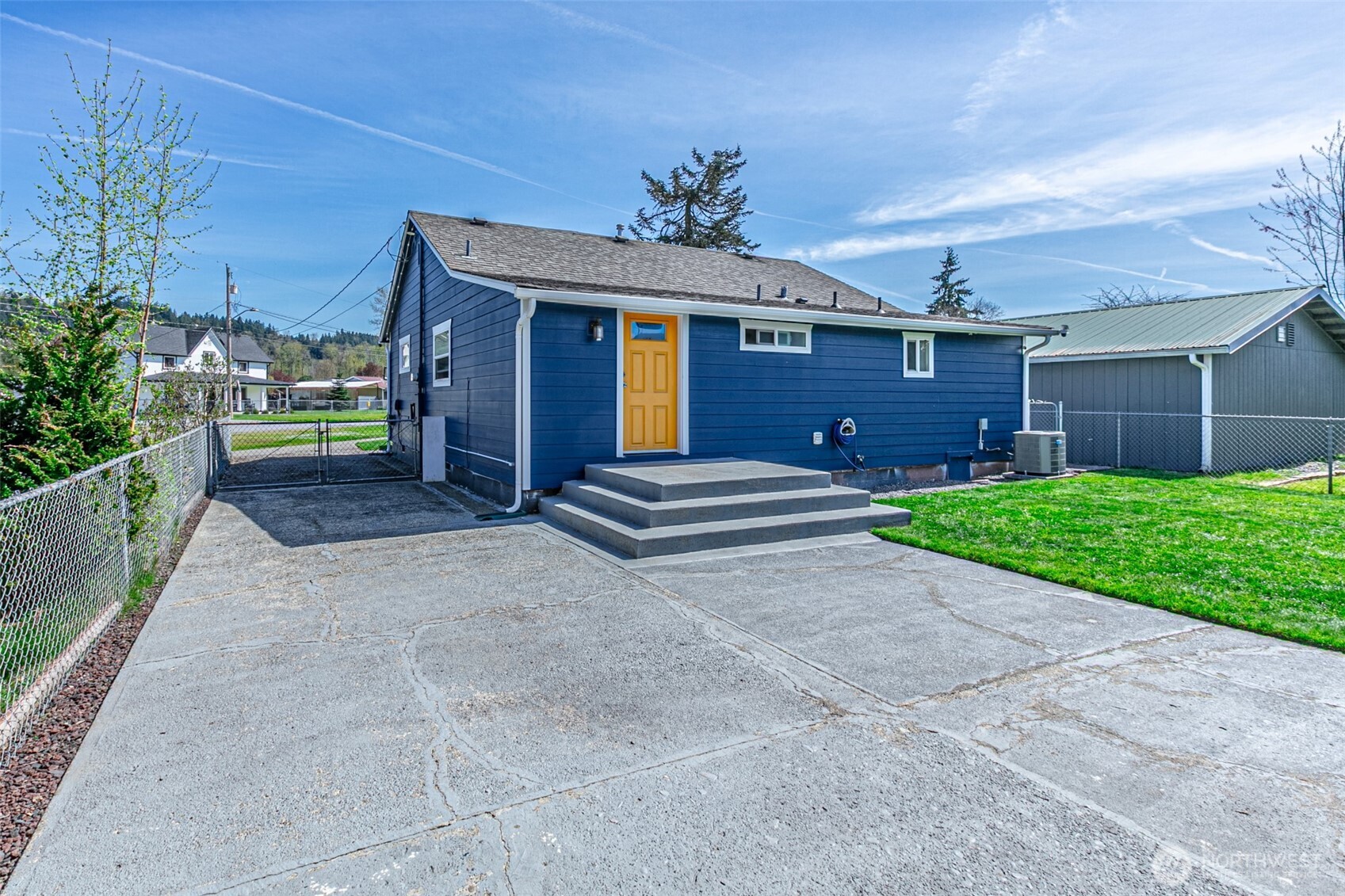 411 Corrin Avenue SE, Orting, WA 98360