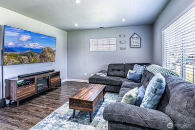 411 Corrin Avenue SE, Orting, WA 98360 - Photo 4