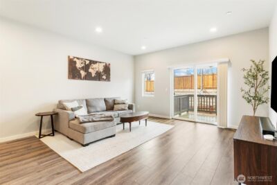 14925 44th Avenue W #C4, Lynnwood, WA 98087-6452 - Photo 5