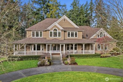 15923 163rd Avenue NE, Woodinville, WA 98072-8945