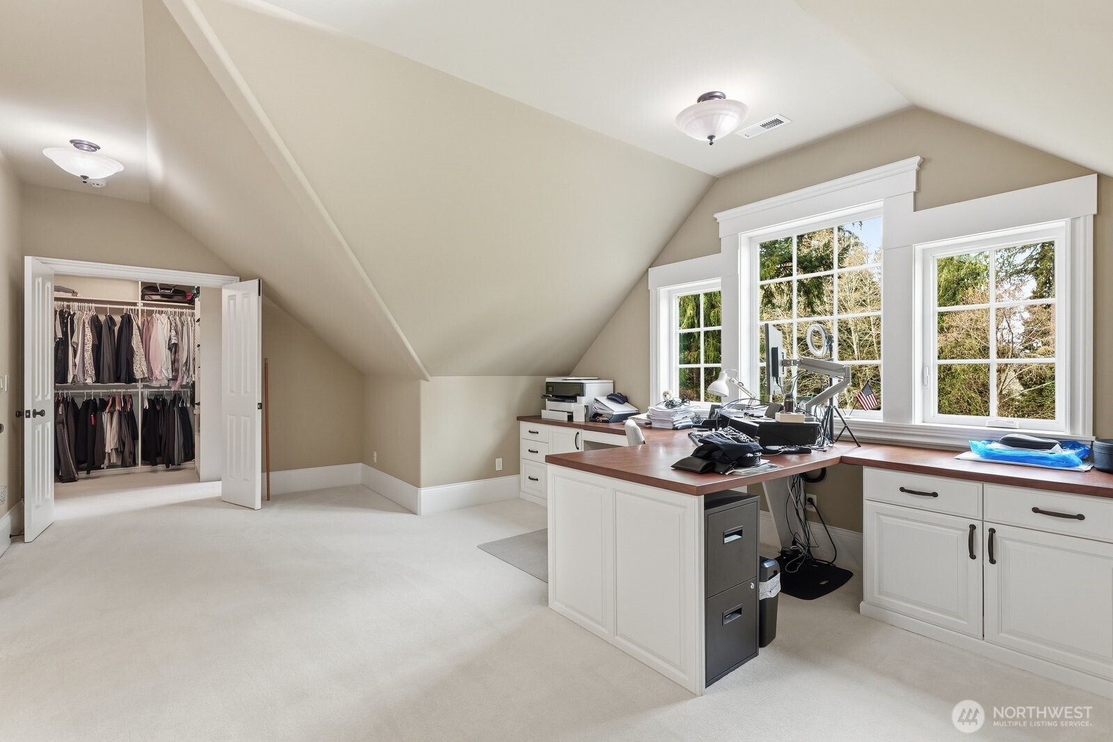 15923 163rd Avenue NE, Woodinville, WA 98072-8945
