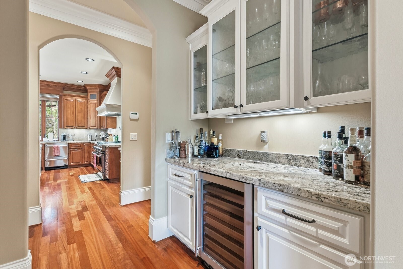 15923 163rd Avenue NE, Woodinville, WA 98072-8945