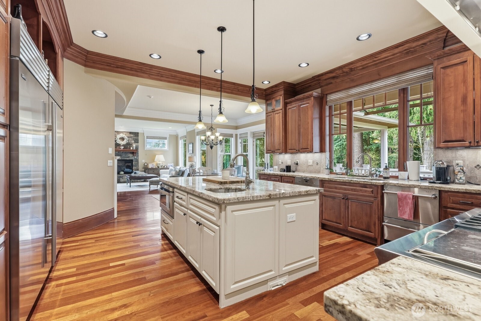 15923 163rd Avenue NE, Woodinville, WA 98072-8945