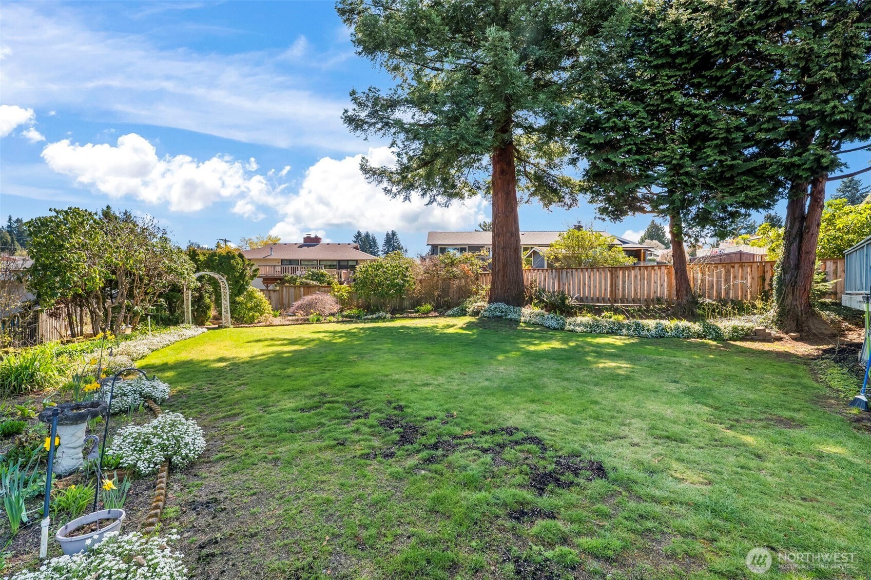 2311 N Harmon Street , Tacoma, WA 98406