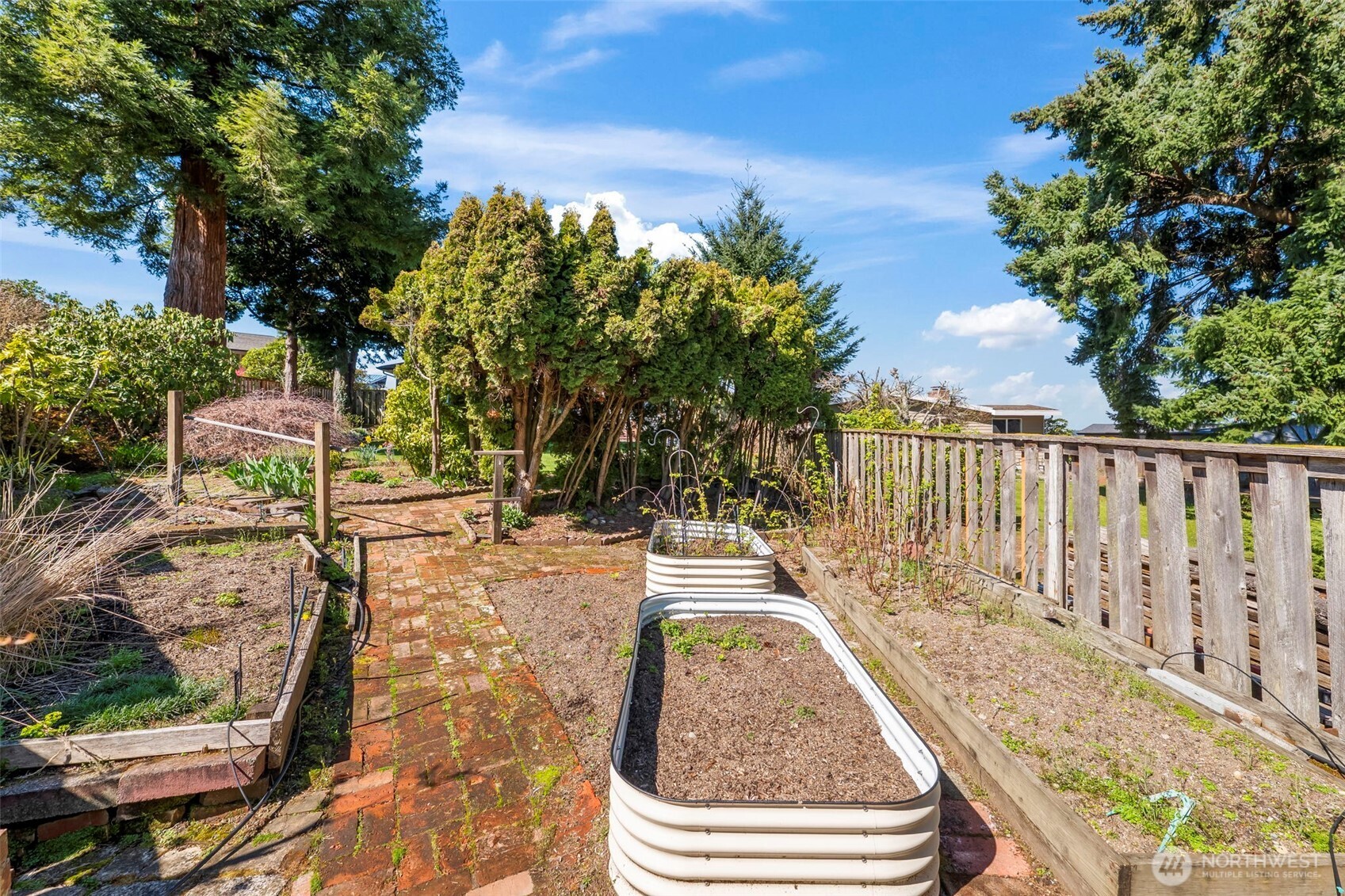 2311 N Harmon Street , Tacoma, WA 98406