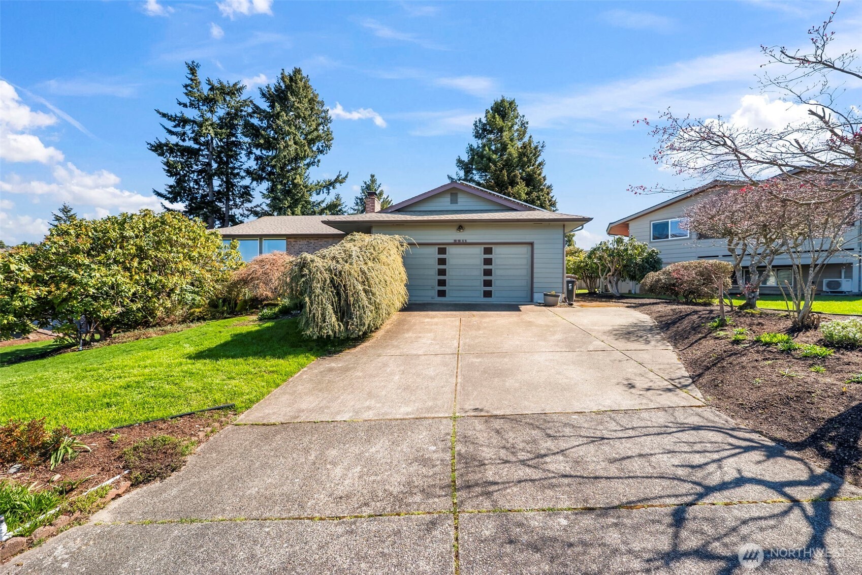 2311 N Harmon Street , Tacoma, WA 98406