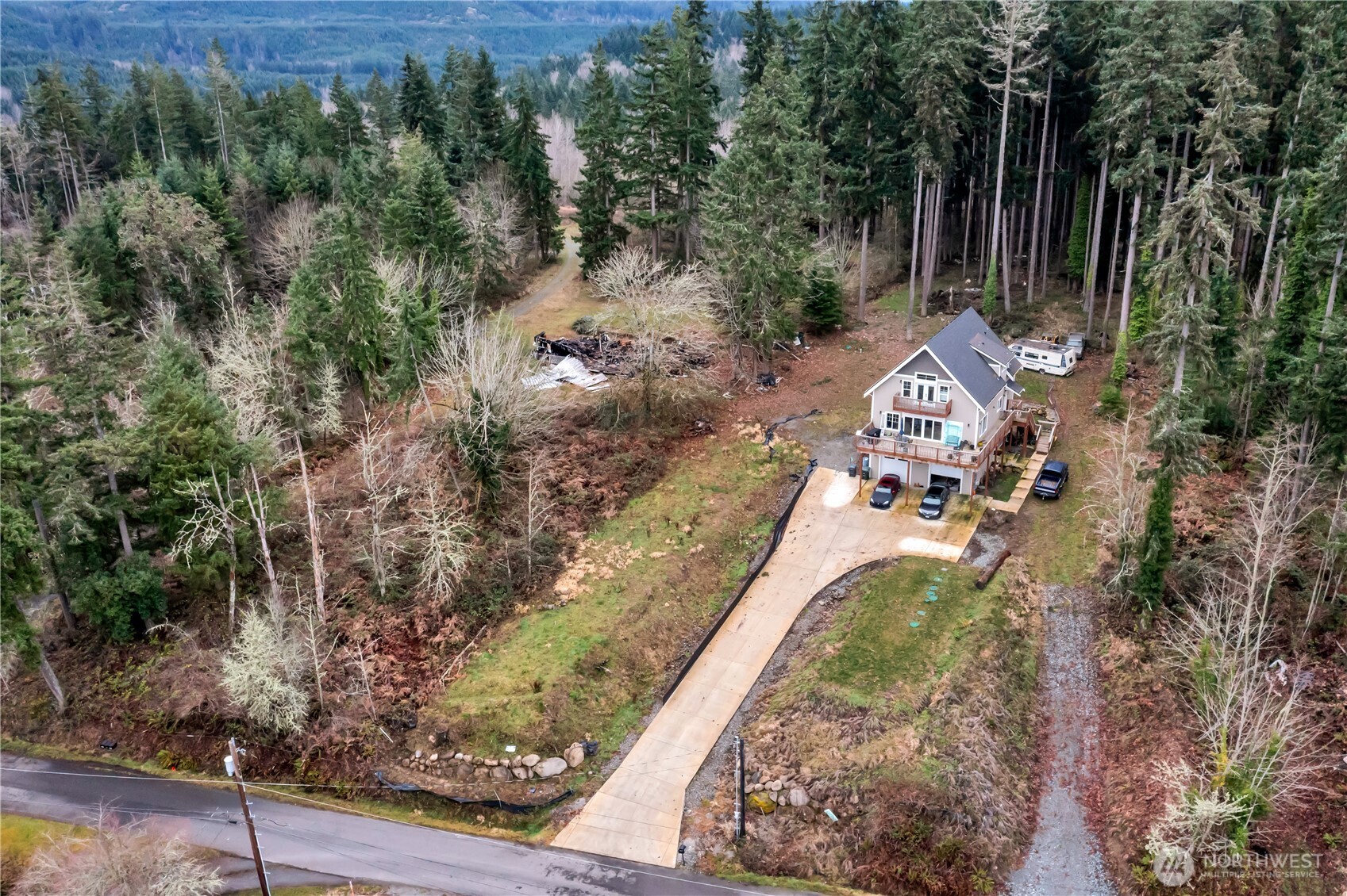 12120 S Clear Lake Road E, Eatonville, WA 98328