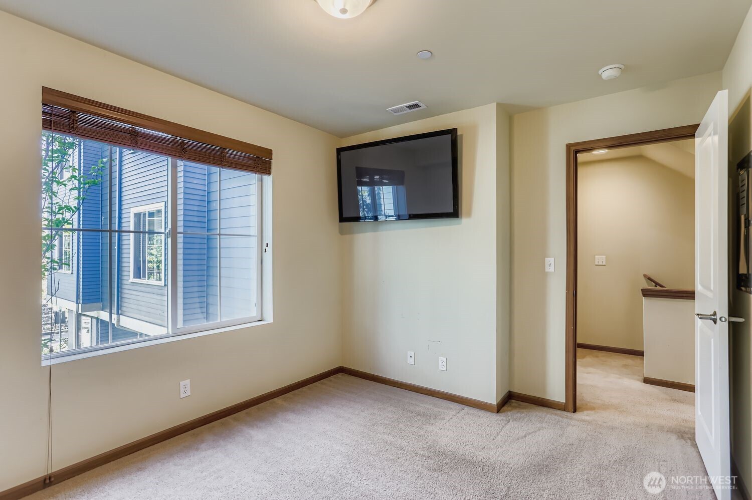 838 4th Avenue NE, Issaquah, WA 98029