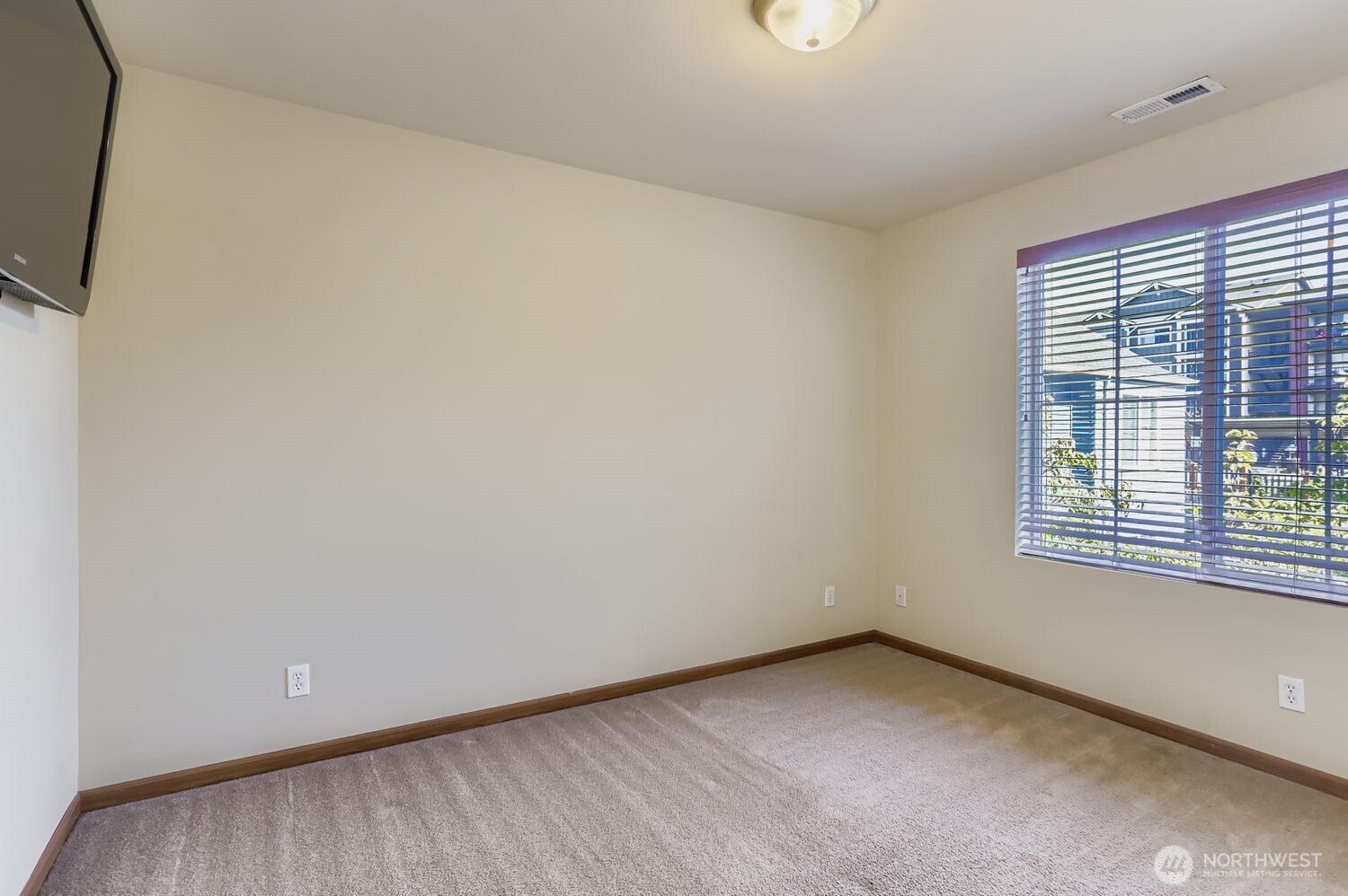 838 4th Avenue NE, Issaquah, WA 98029