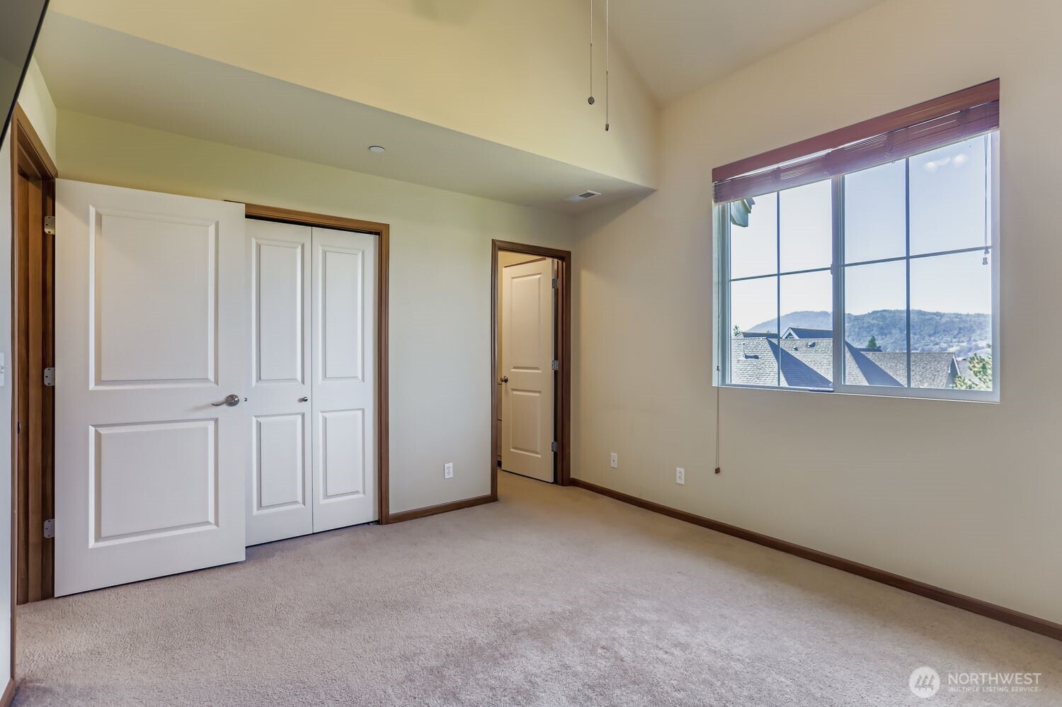 838 4th Avenue NE, Issaquah, WA 98029