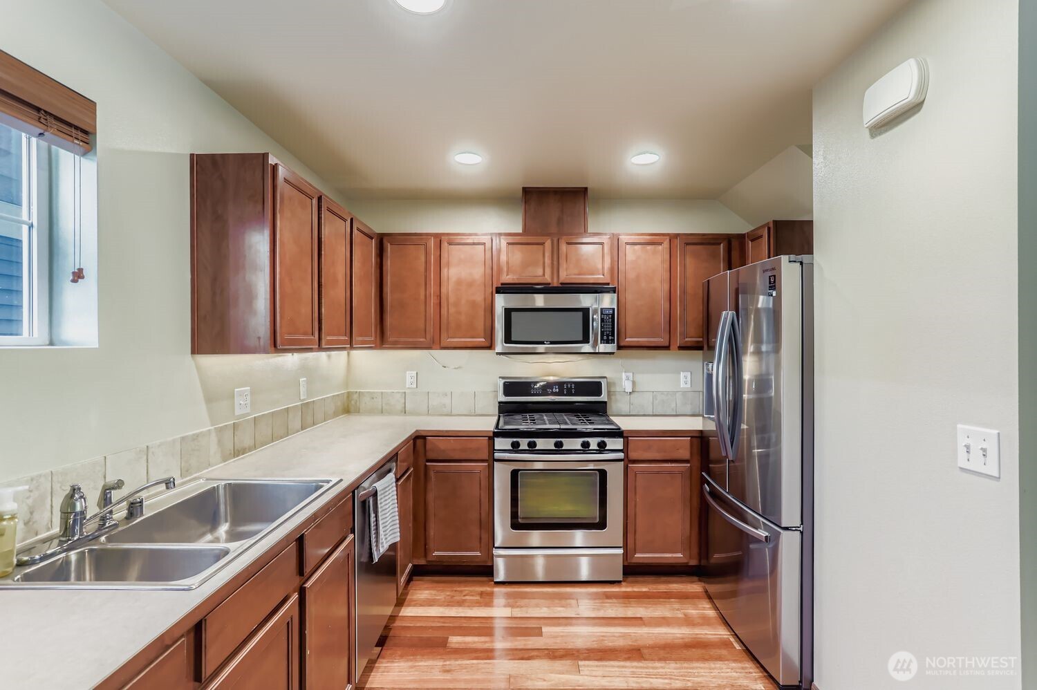 838 4th Avenue NE, Issaquah, WA 98029