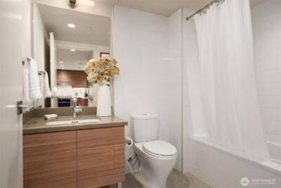 588 Bell Street #2502S, Seattle, WA 98121 - Photo 15