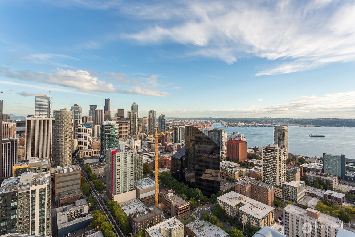 588 Bell Street #2502S, Seattle, WA 98121