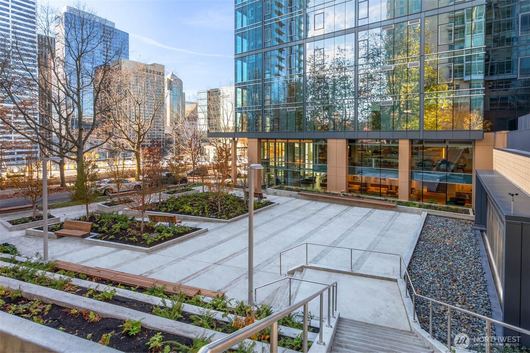 800 Columbia Street #709, Seattle, WA 98104