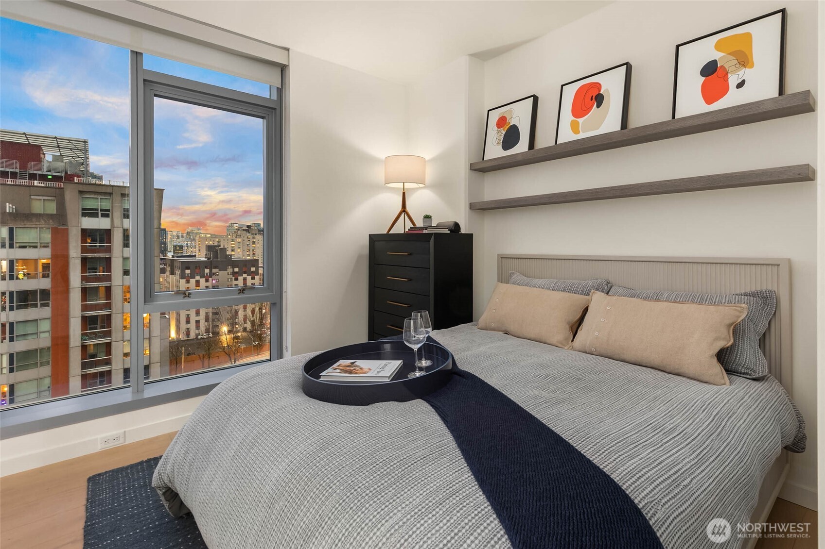 800 Columbia Street #1612, Seattle, WA 98104