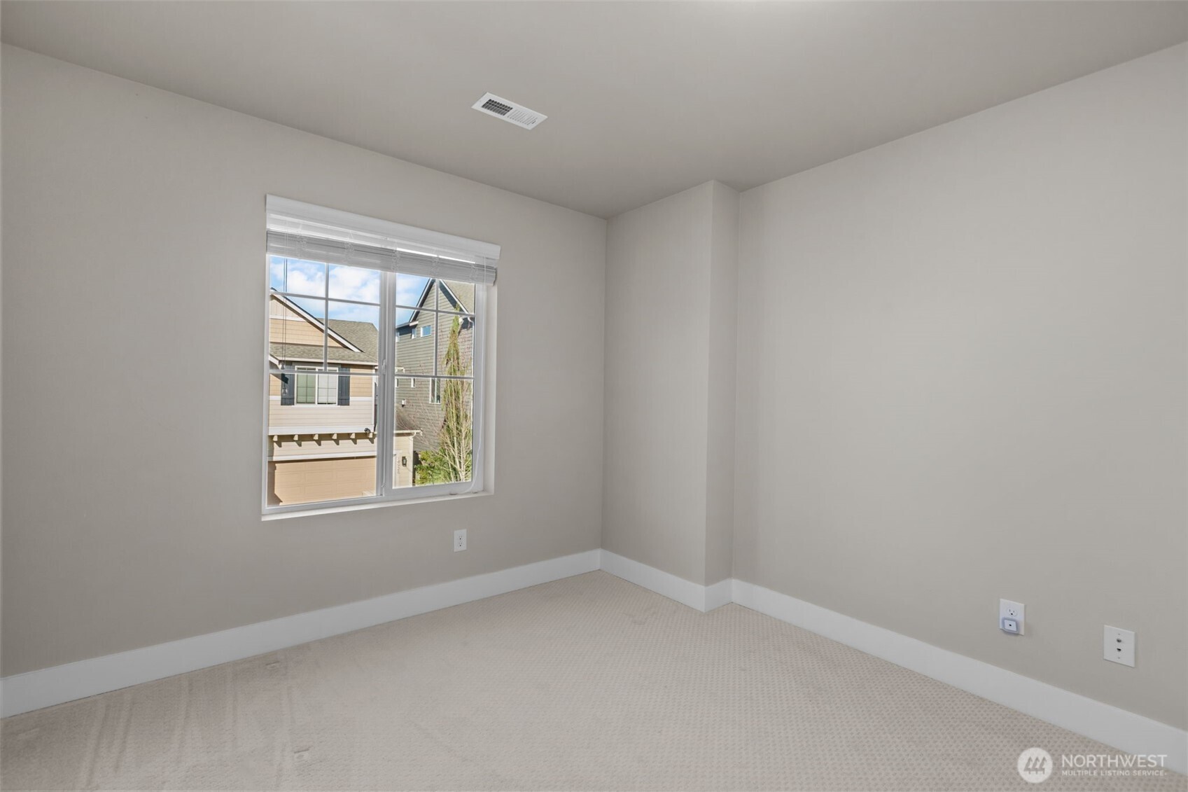 14927 16th Avenue W #2, Lynnwood, WA 98087
