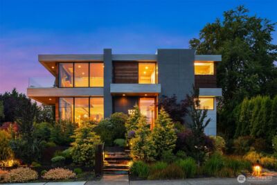 122 10th Avenue , Kirkland, WA 98033