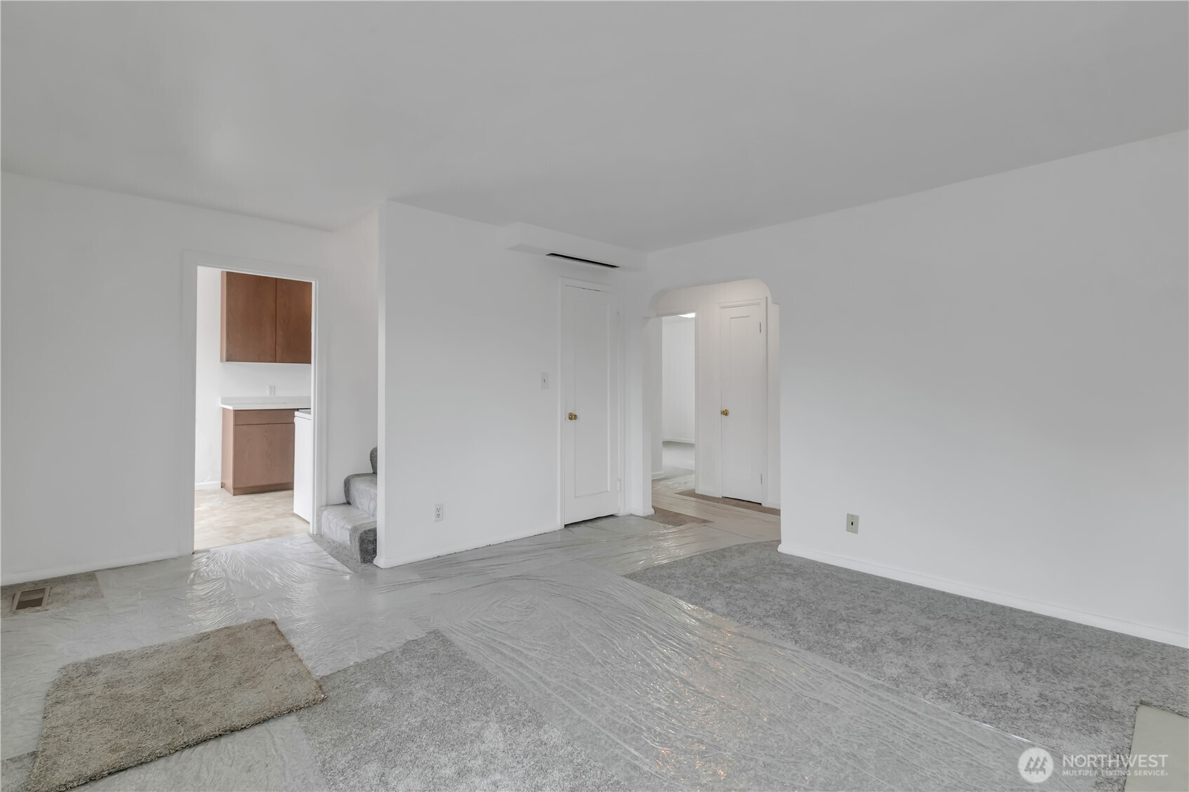 10041 15th Avenue SW, Seattle, WA 98146