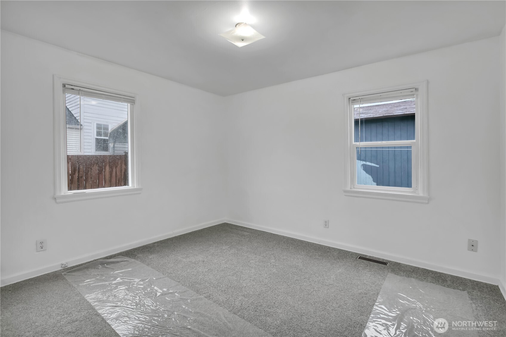 10041 15th Avenue SW, Seattle, WA 98146