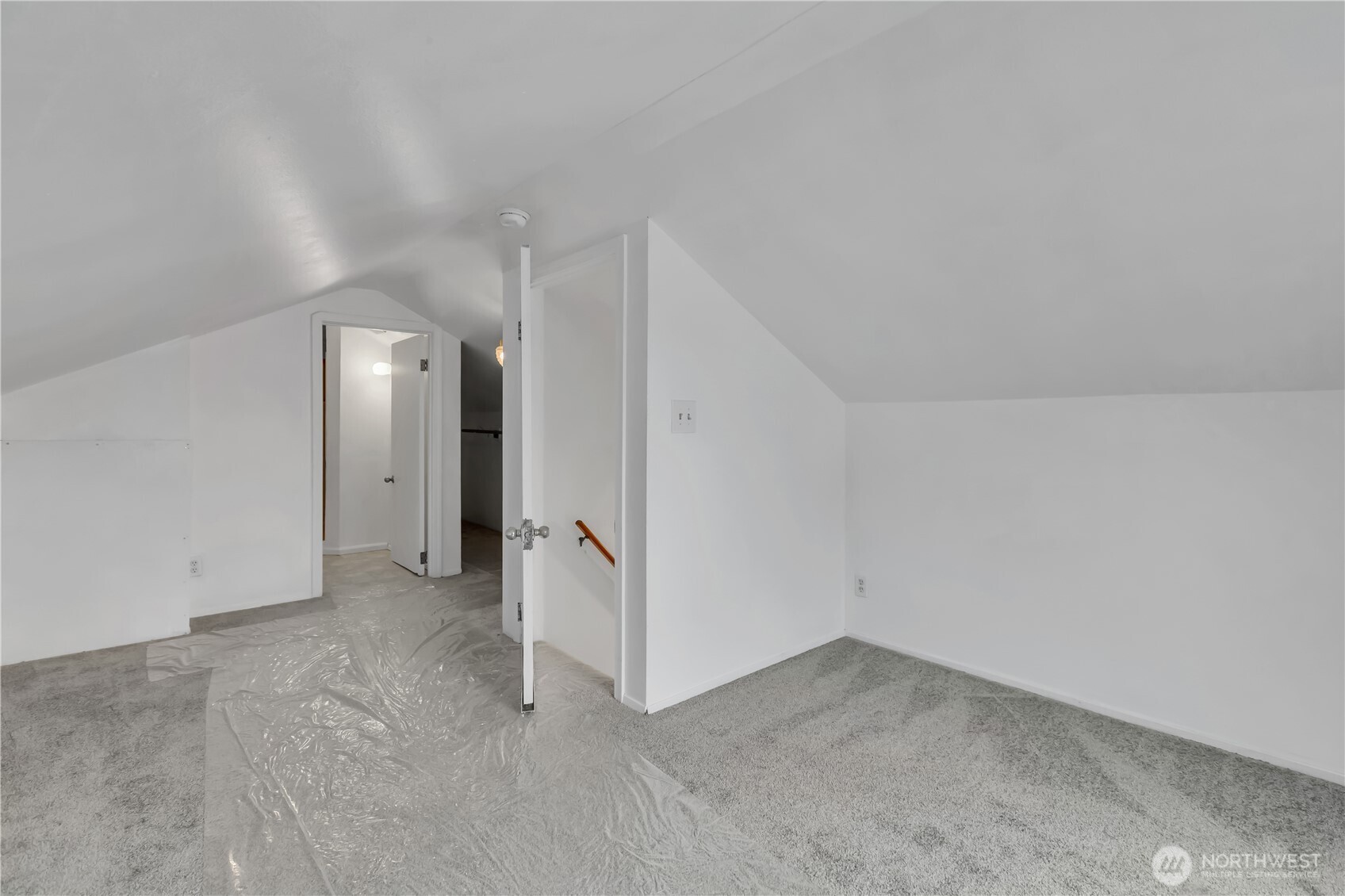 10041 15th Avenue SW, Seattle, WA 98146