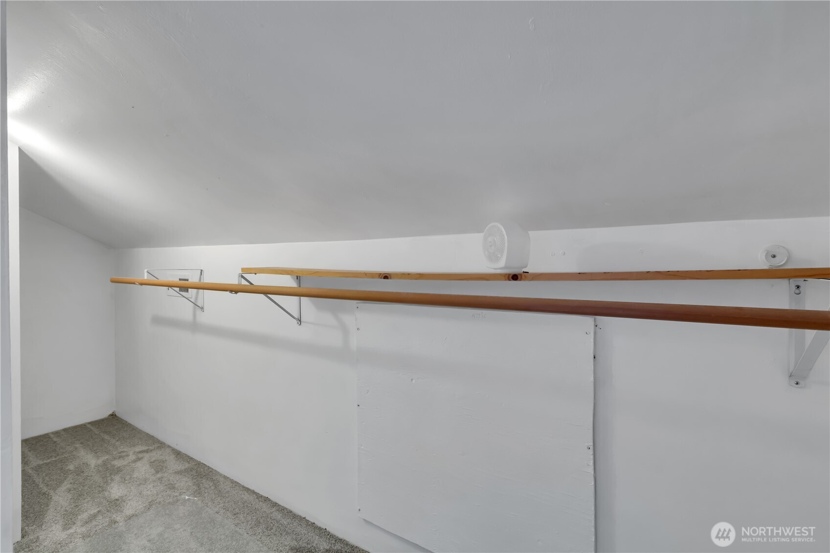 10041 15th Avenue SW, Seattle, WA 98146