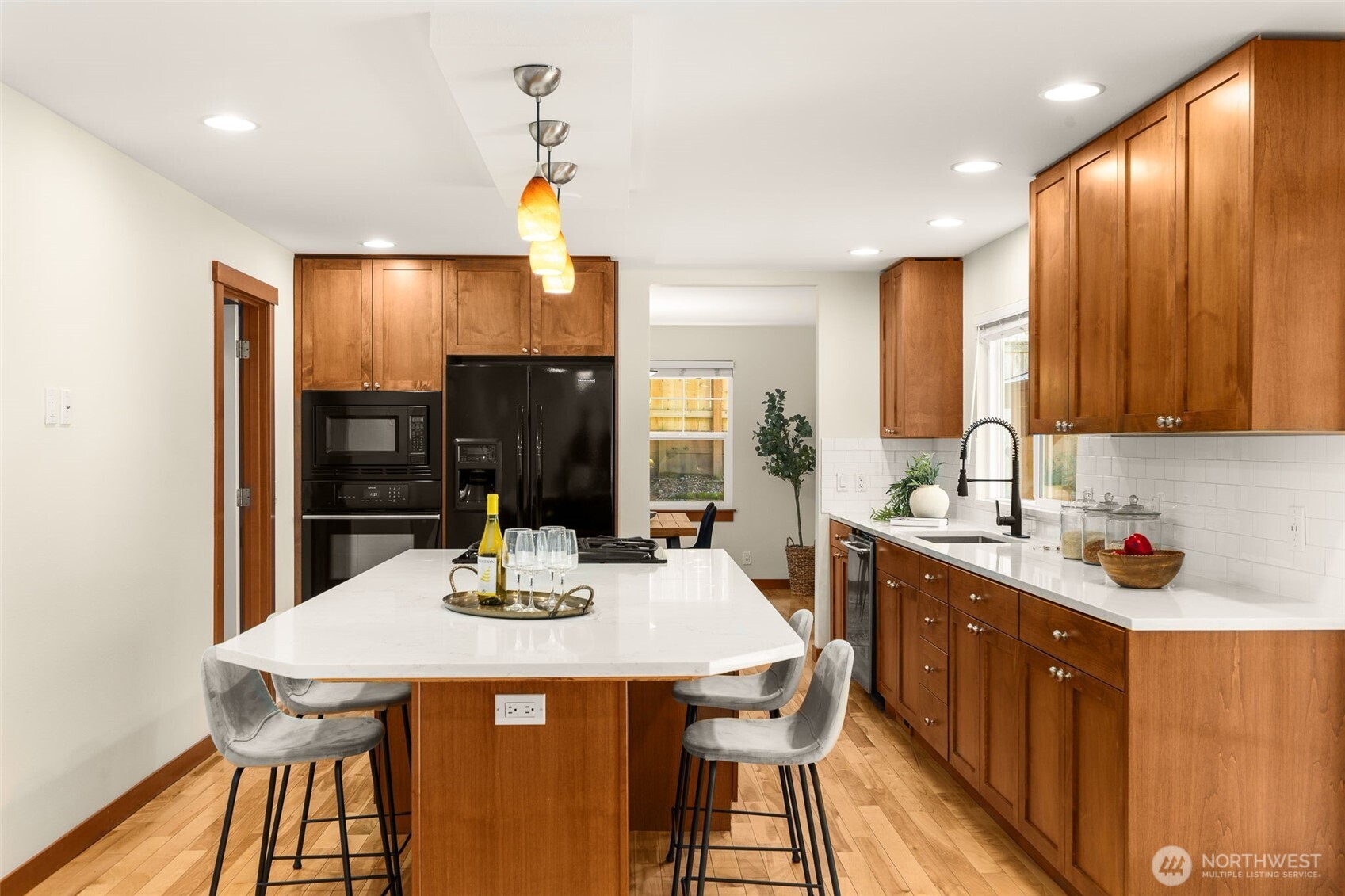 1759 Newport Avenue NE, Renton, WA 98056