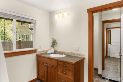 1759 Newport Avenue NE, Renton, WA 98056 - Photo 16