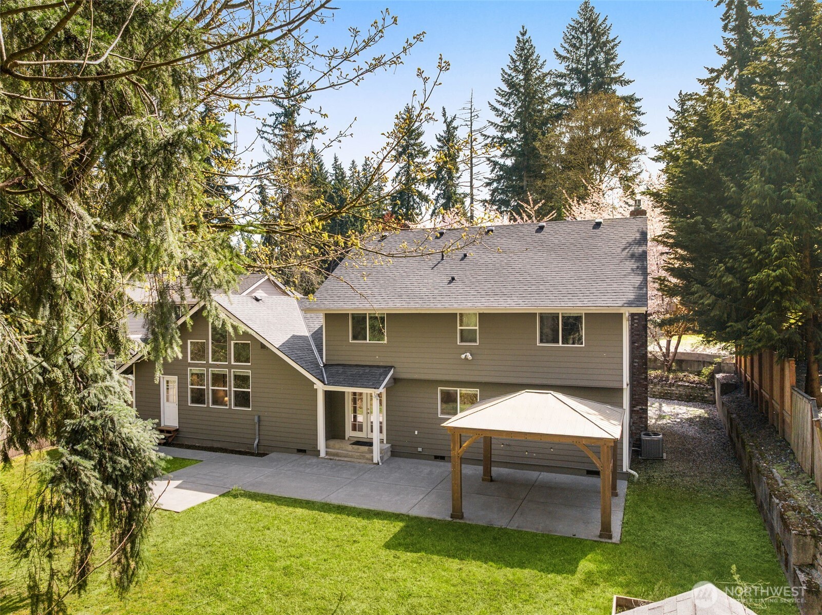 1759 Newport Avenue NE, Renton, WA 98056