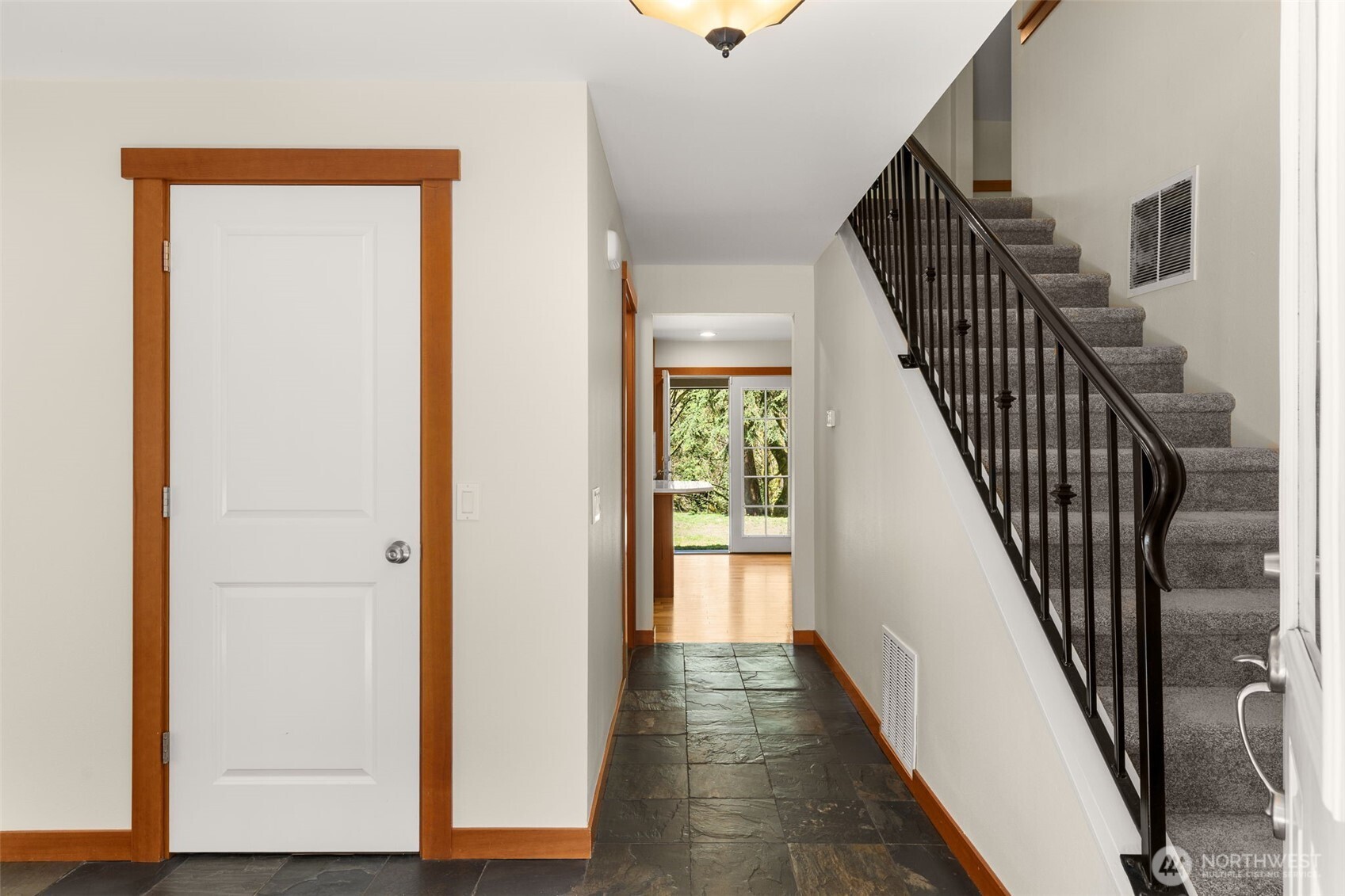 1759 Newport Avenue NE, Renton, WA 98056