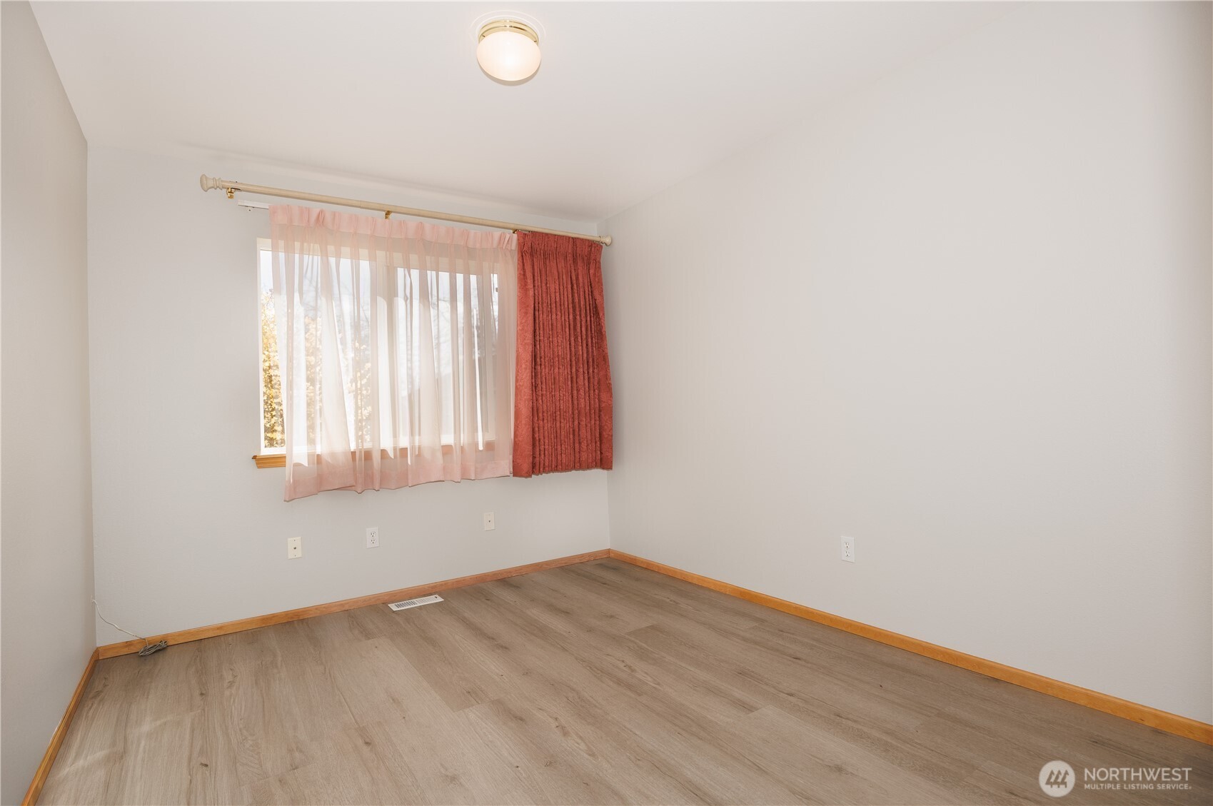 5675 Rosemary Avenue , Ferndale, WA 98248