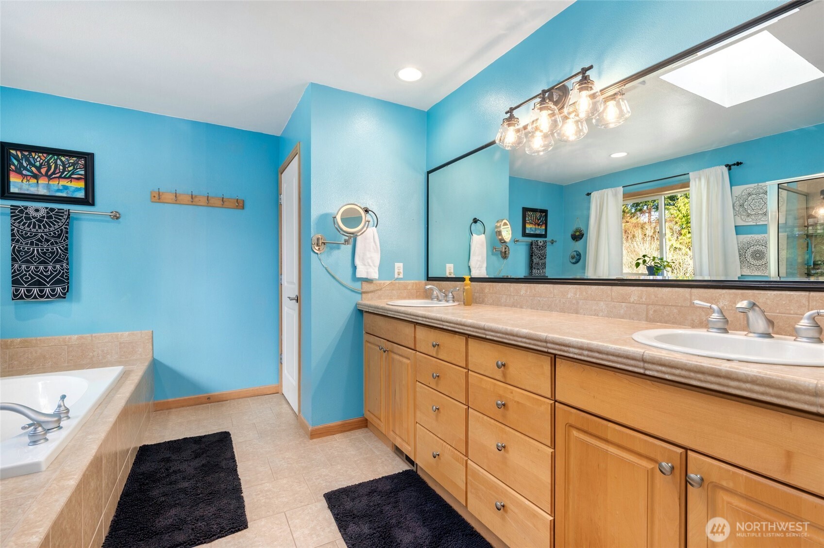 15910 27th Avenue NW, Stanwood, WA 98292