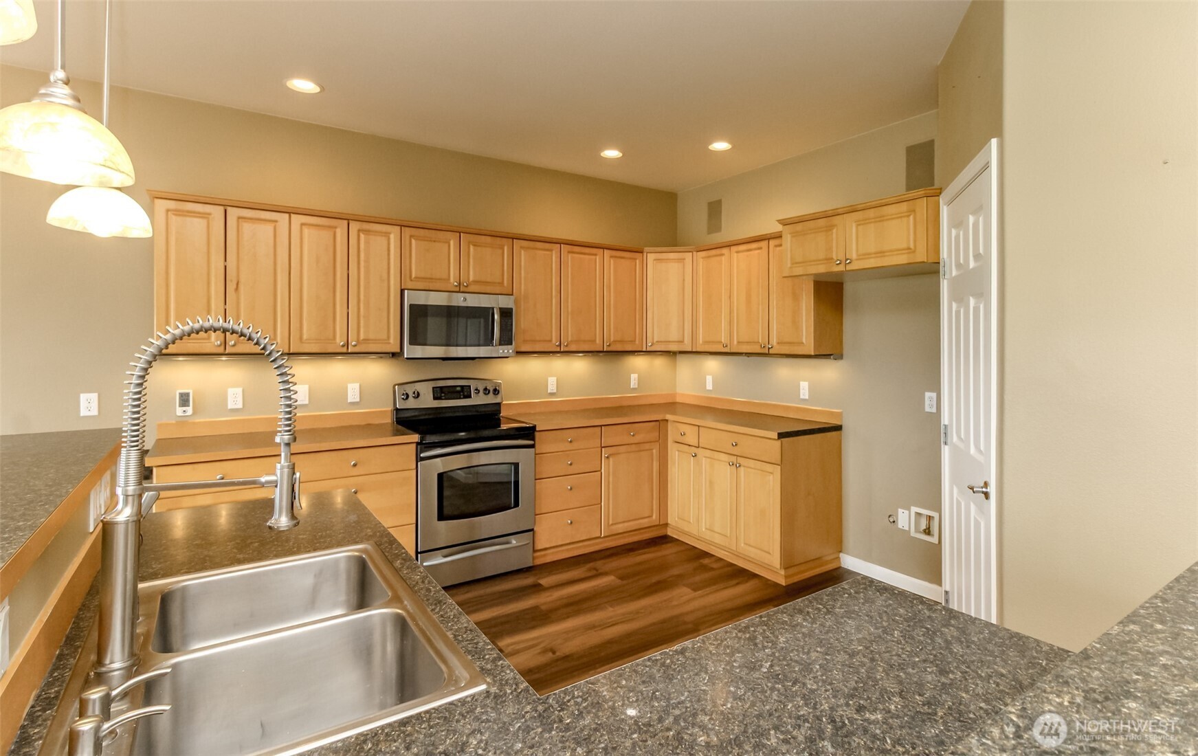 17806 106th Street E, Bonney Lake, WA 98391