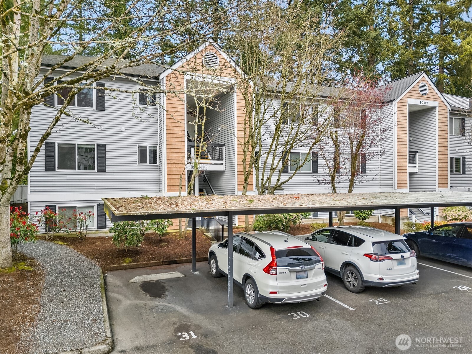 1011 156 Avenue NE #B-209, Bellevue, WA 98007