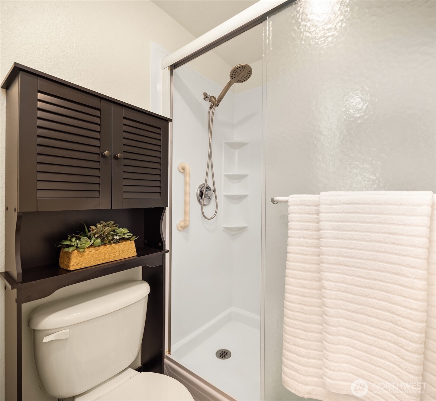 1011 156 Avenue NE #B-209, Bellevue, WA 98007