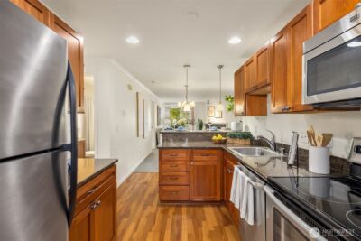 1007 156th Avenue NE #B-209, Bellevue, WA 98007 - Photo 17