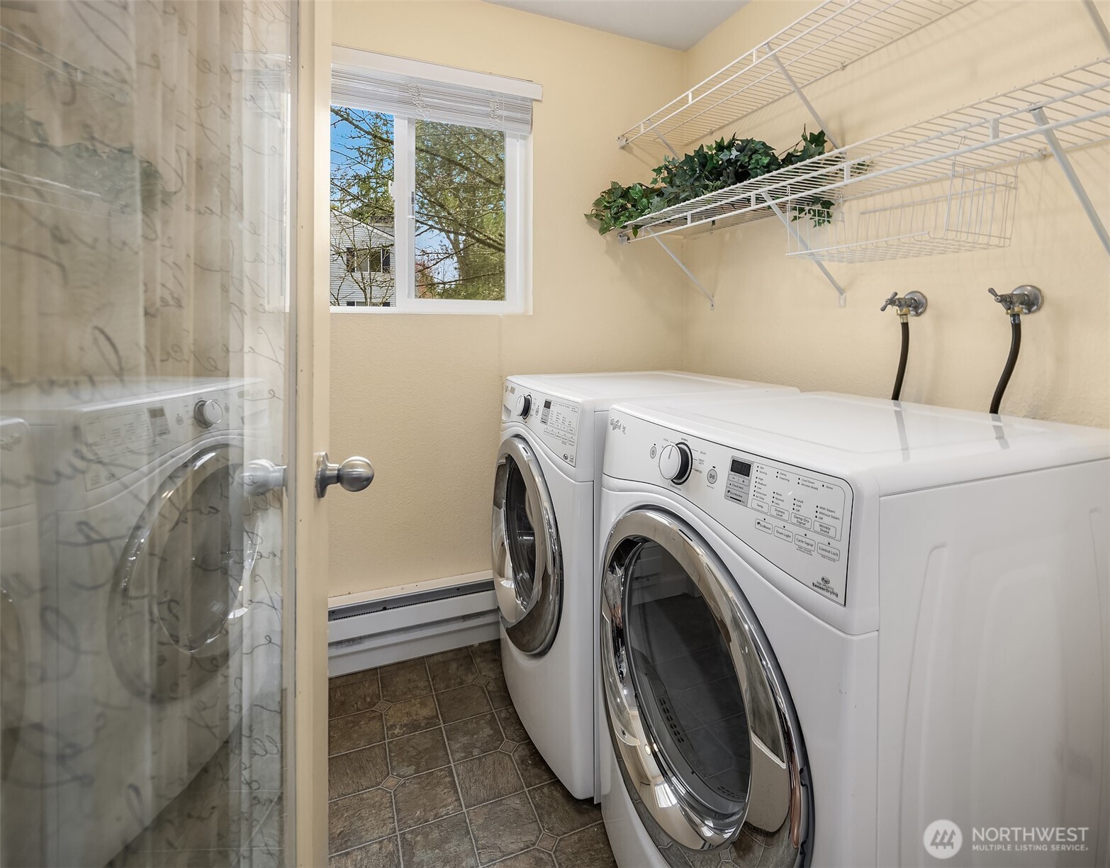 1011 156 Avenue NE #B-209, Bellevue, WA 98007