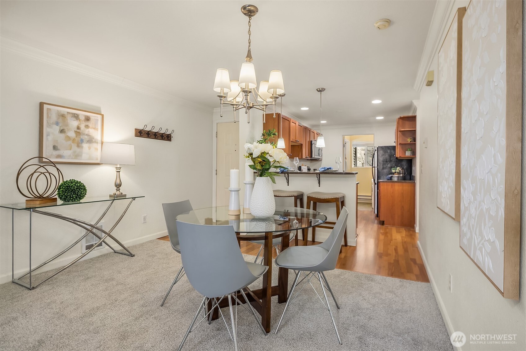 1011 156 Avenue NE #B-209, Bellevue, WA 98007