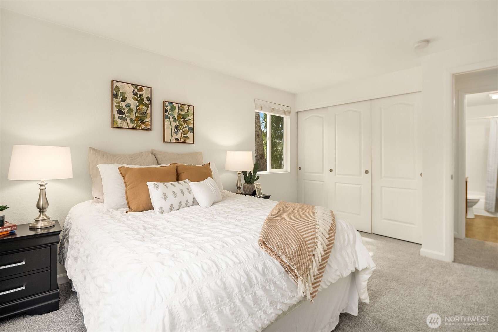 1011 156 Avenue NE #B-209, Bellevue, WA 98007