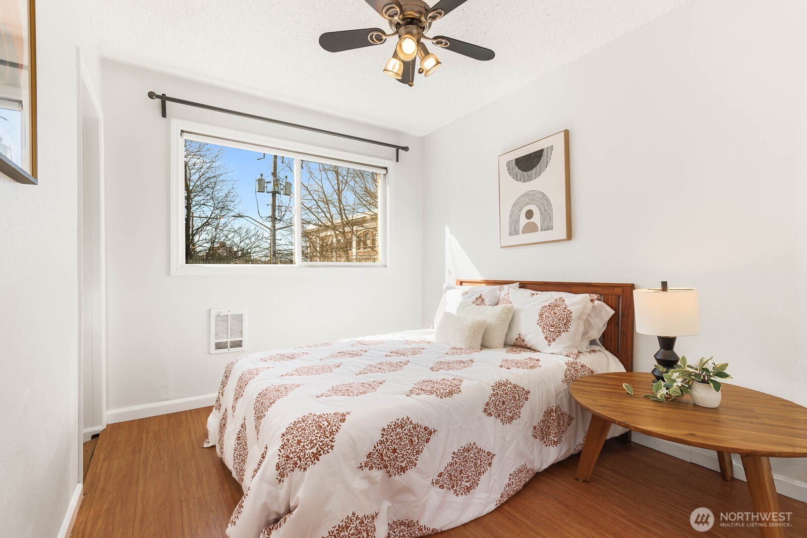 120 14th Avenue #10, Seattle, WA 98122