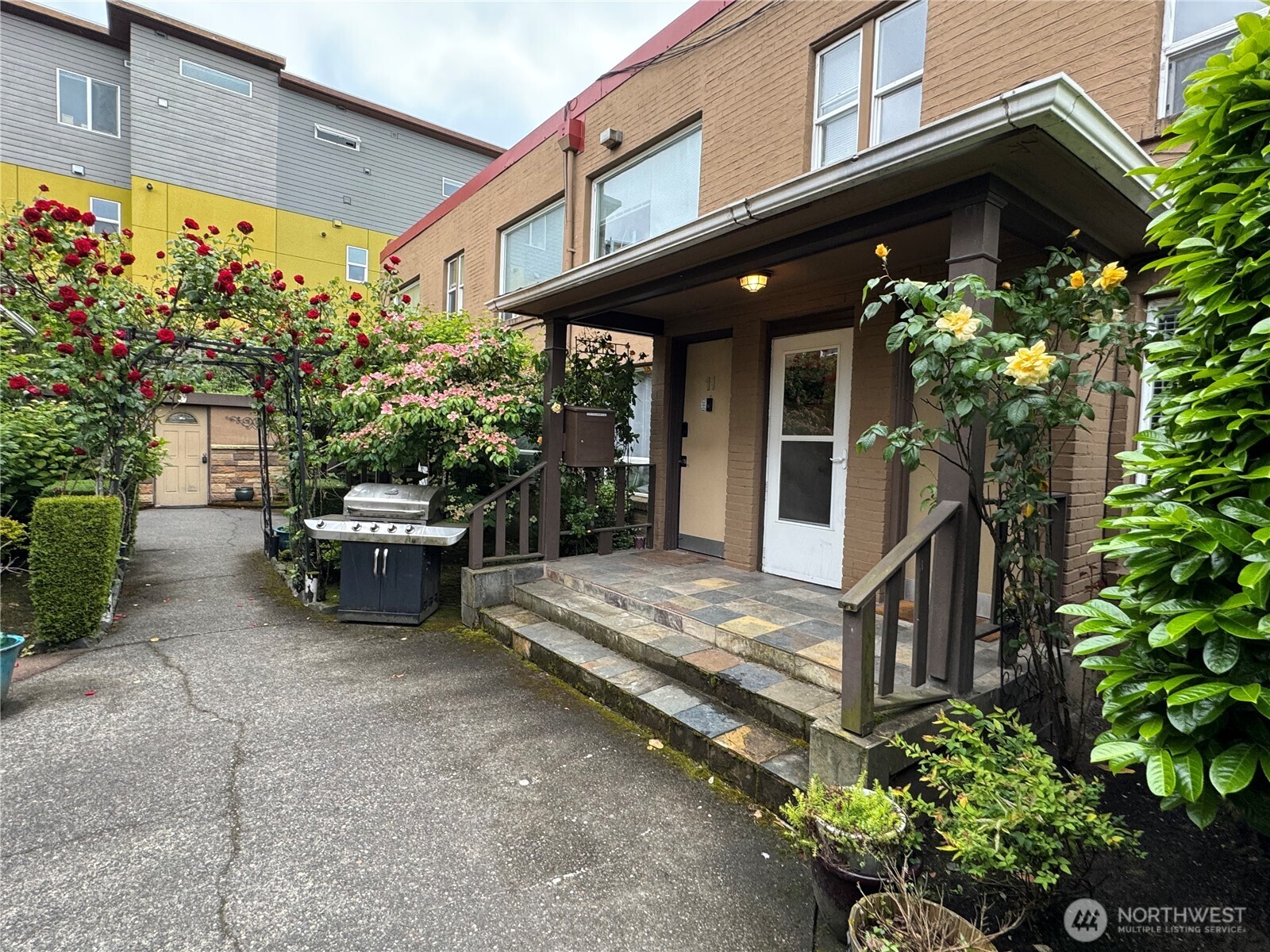 120 14th Avenue #10, Seattle, WA 98122